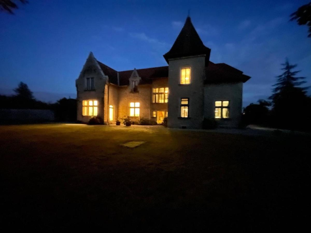 Chambres Au Chateau Du Mouillat Saint-Clair-de-la-Tour Luaran gambar