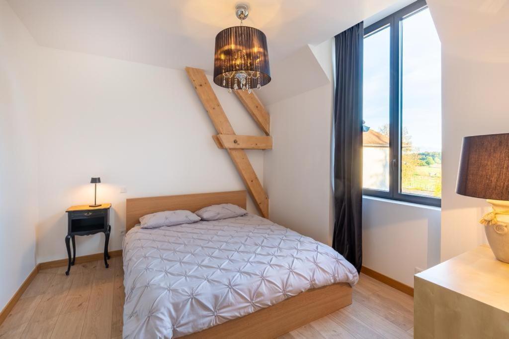 Chambres Au Chateau Du Mouillat Saint-Clair-de-la-Tour Luaran gambar
